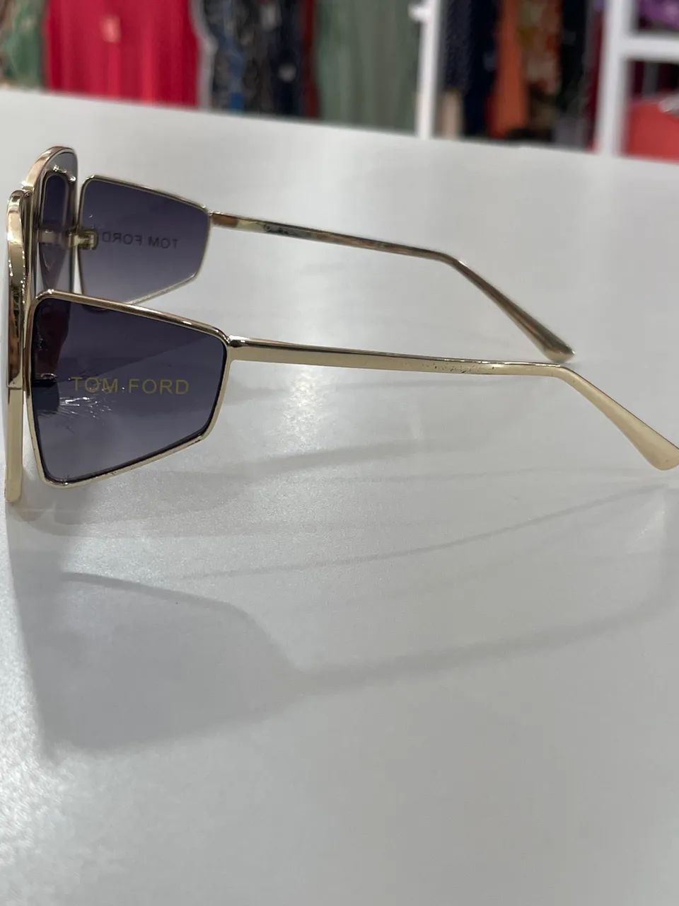 Óculos de Sol - Feminino - TOM FORD - Foto 2