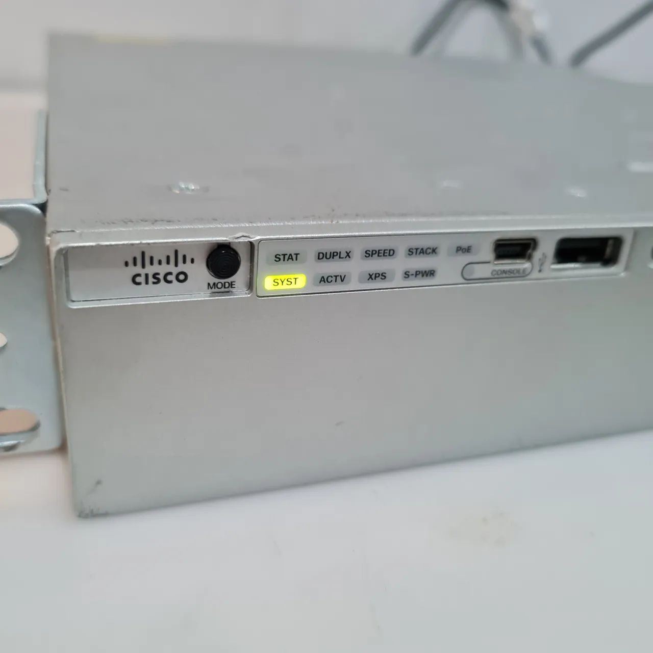 Cisco Catalyst WS-C3850-24P PoE+ Liga Sem Testes
