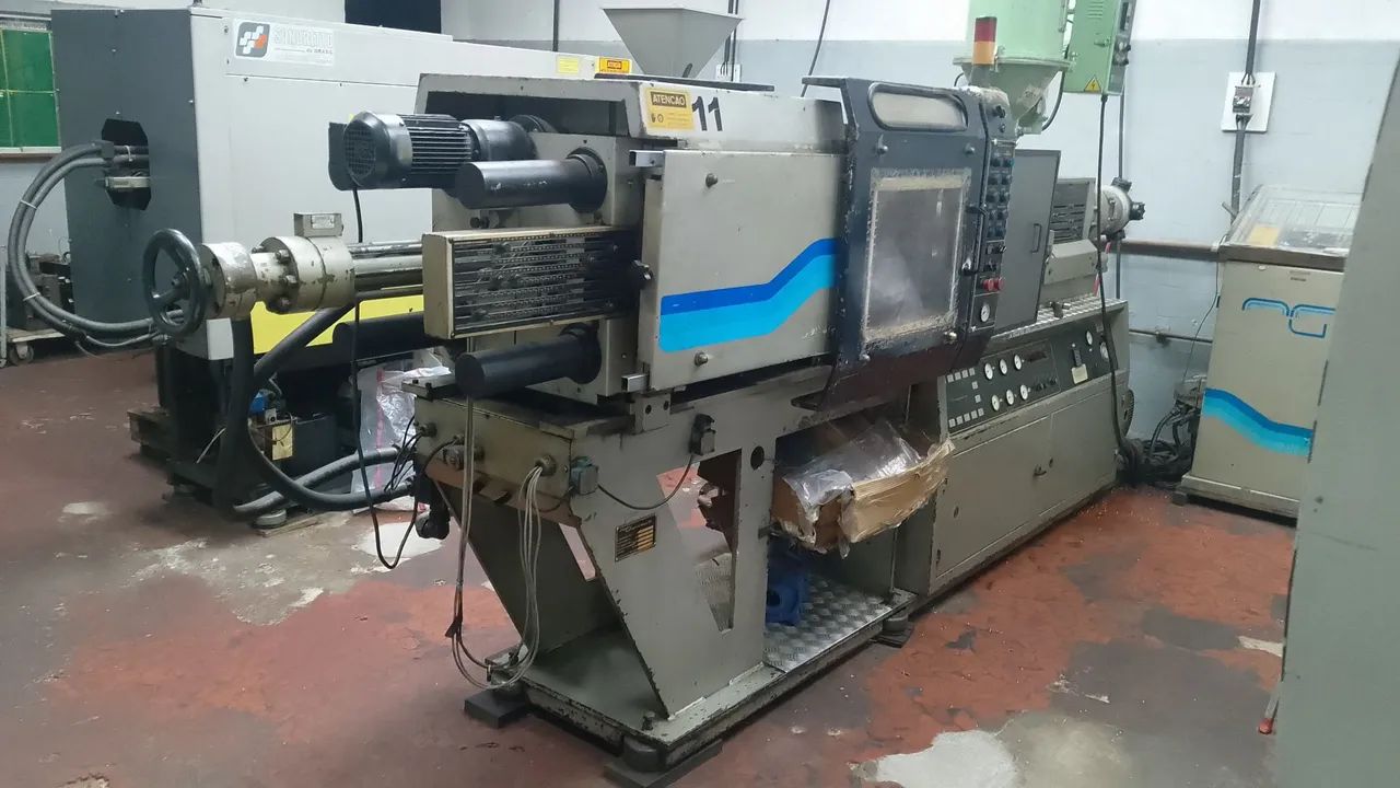 MG TPO 100/200 - Máquina Injetora de plastico