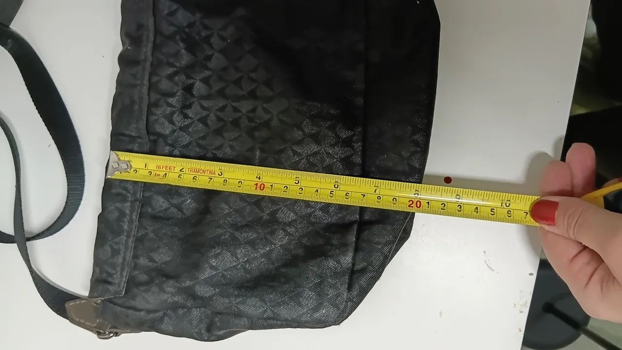 Bolsa Transversal Kipling original preta - Foto 4