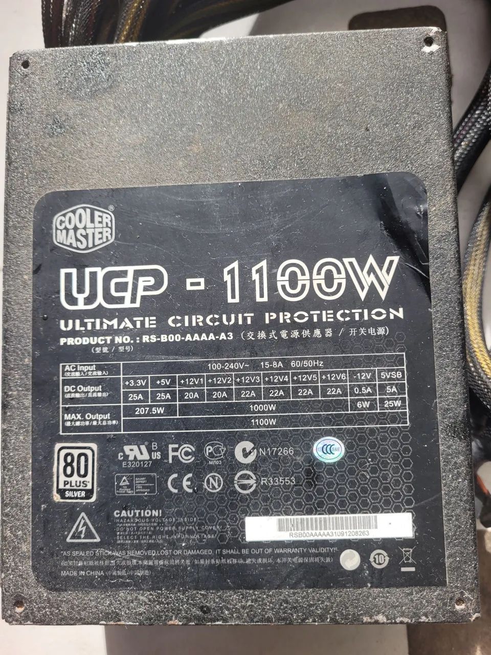 Fonte Cooler Master UCP 1100W 80 plus sem cabo sem teste no estado