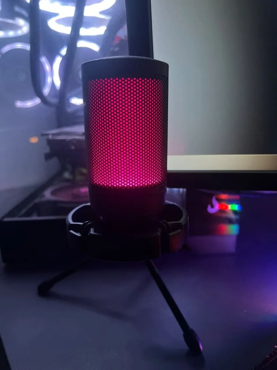 Microfone Fifine de Mesa com Iluminação RGB