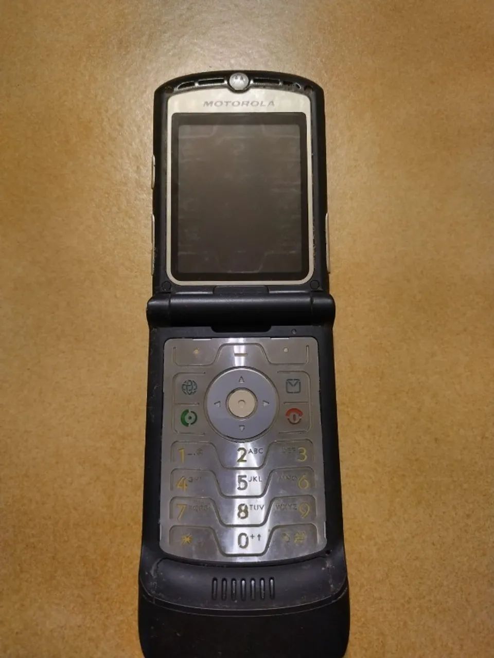 Celular Motorola V3 - Foto 2
