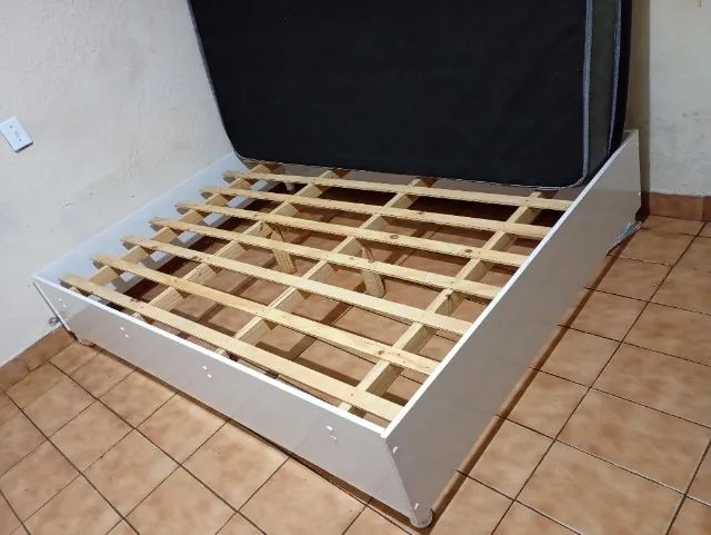 Cama Casal com Colchão - Base Desmontável! Aceito Ofertas e Parcelo - Foto 3