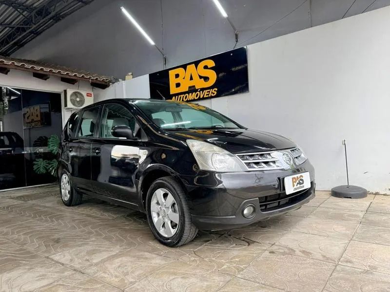 Nissan Livina 2010