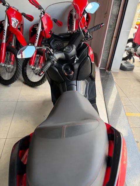 Yamaha XMAX ABS 250 - Foto 5