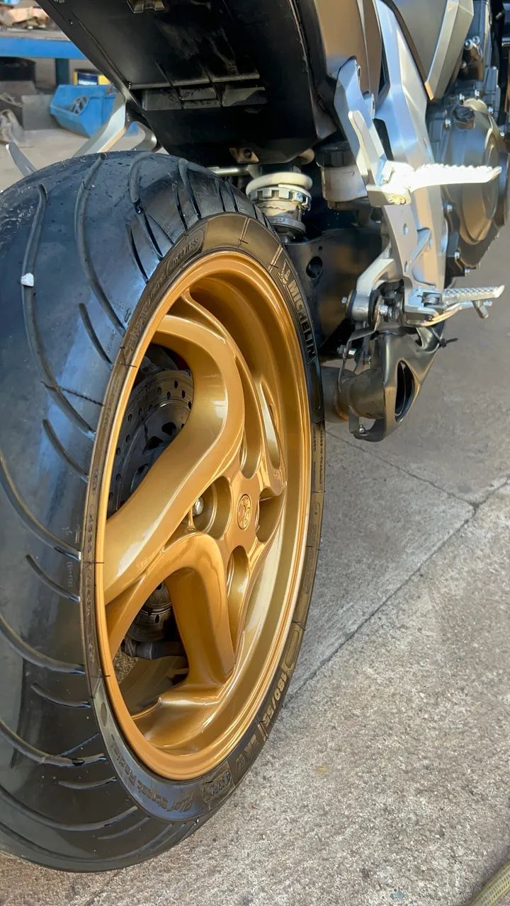 Cb 1000r 2024 - Foto 3