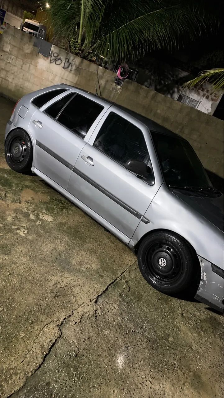 Volkswagen Gol Geração III 1.6 MI 8V Gasolina Mec. 4P 2002