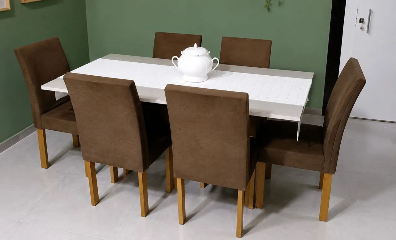 Mesa de Jantar com 6 cadeiras