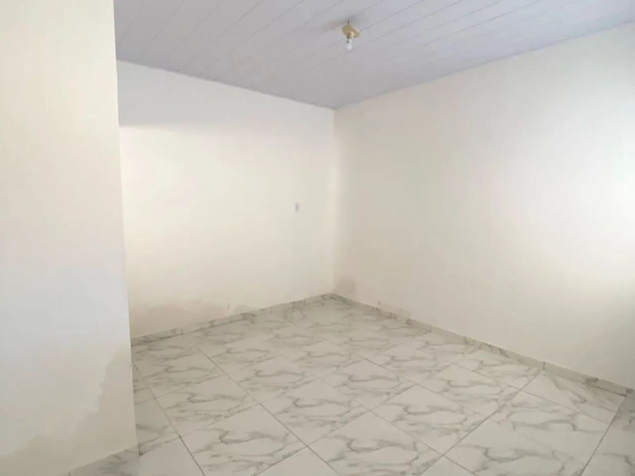 Casa recém-reformada no Bairro Jóquei - Foto 4