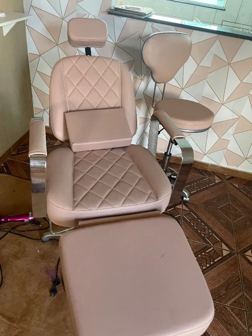 Cadeira/maca para salão +mocho - Foto 2