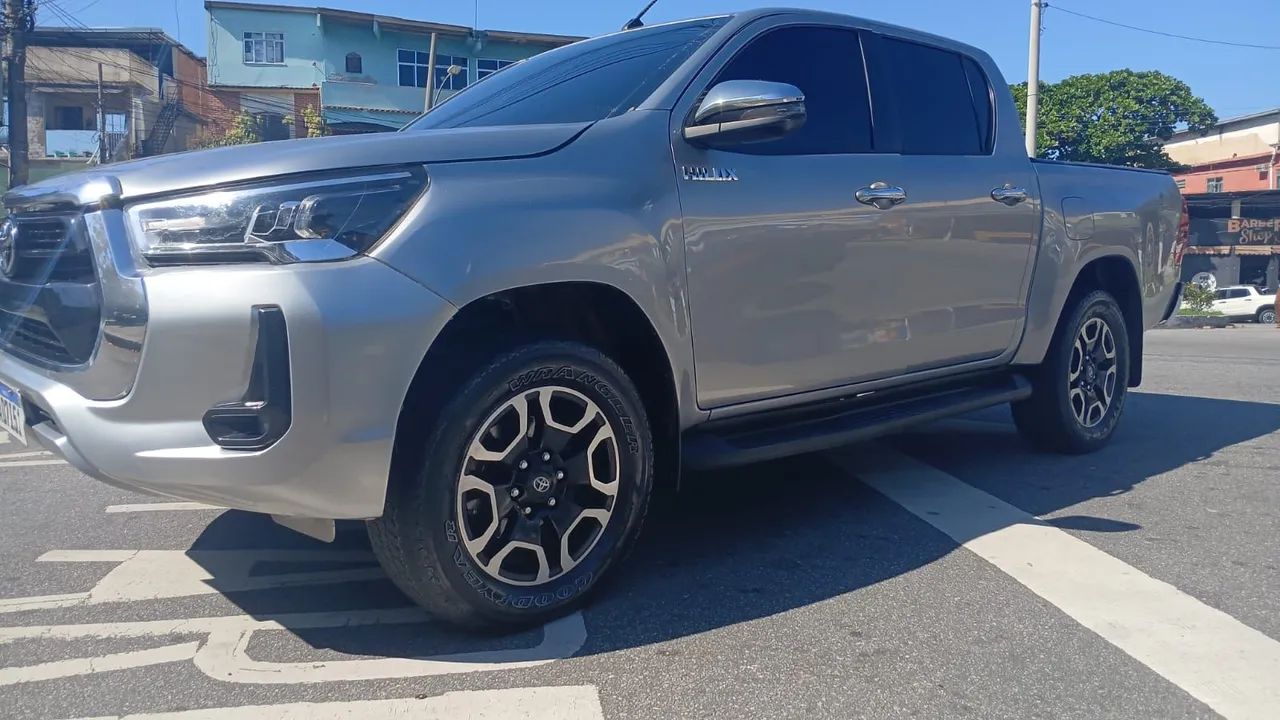 Toyota Hilux Hilux CD SR 4x4 2.8 TDI Diesel Aut. 2020