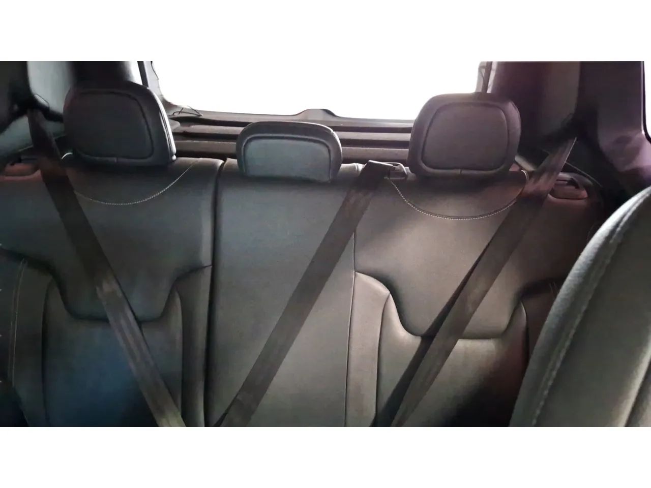 Jeep Renegade Long. T270 1.3 TB 4x2 Flex Aut., foto 10 de 13