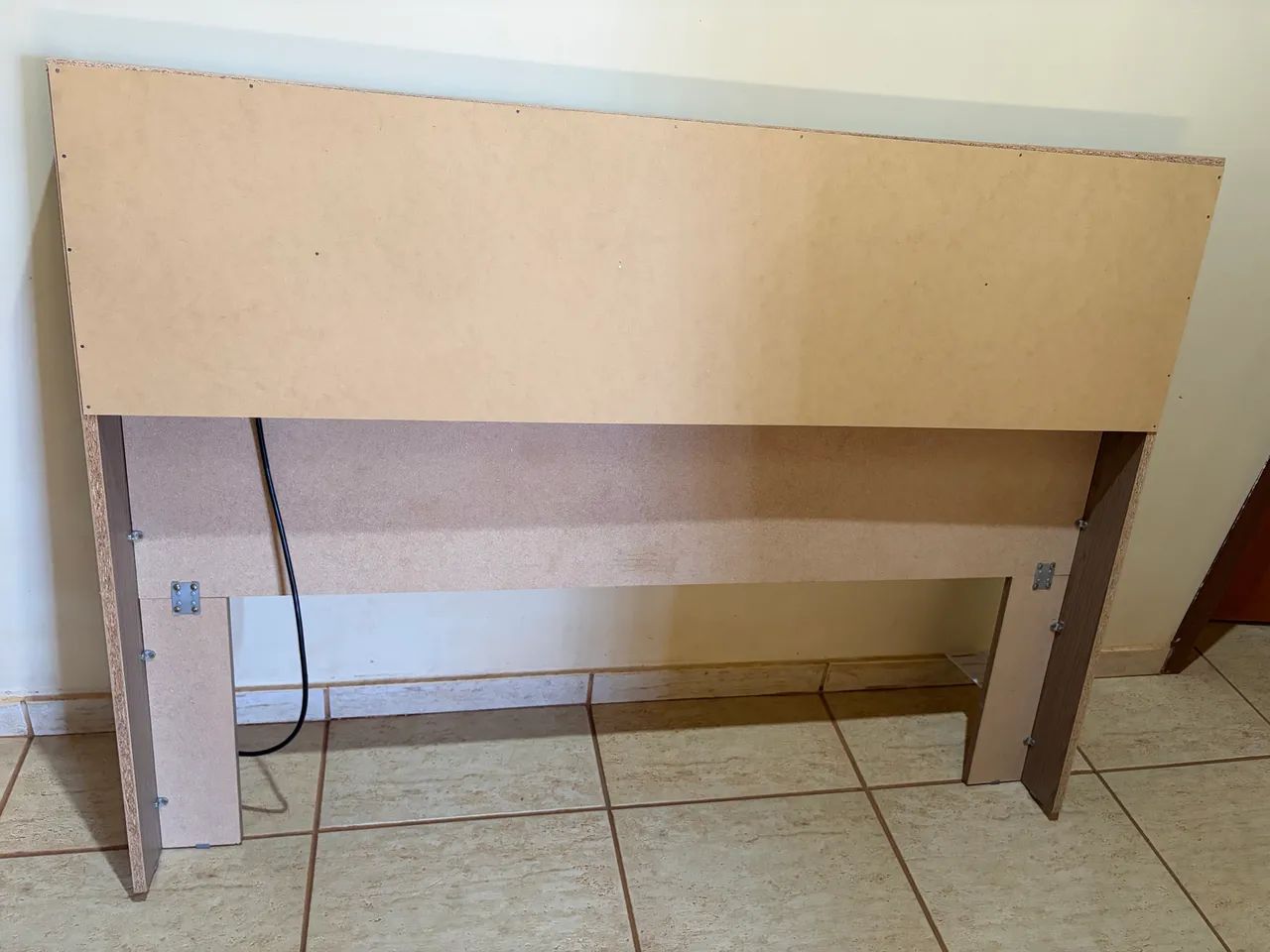 Cabeceira de cama casal com tomada - Foto 3