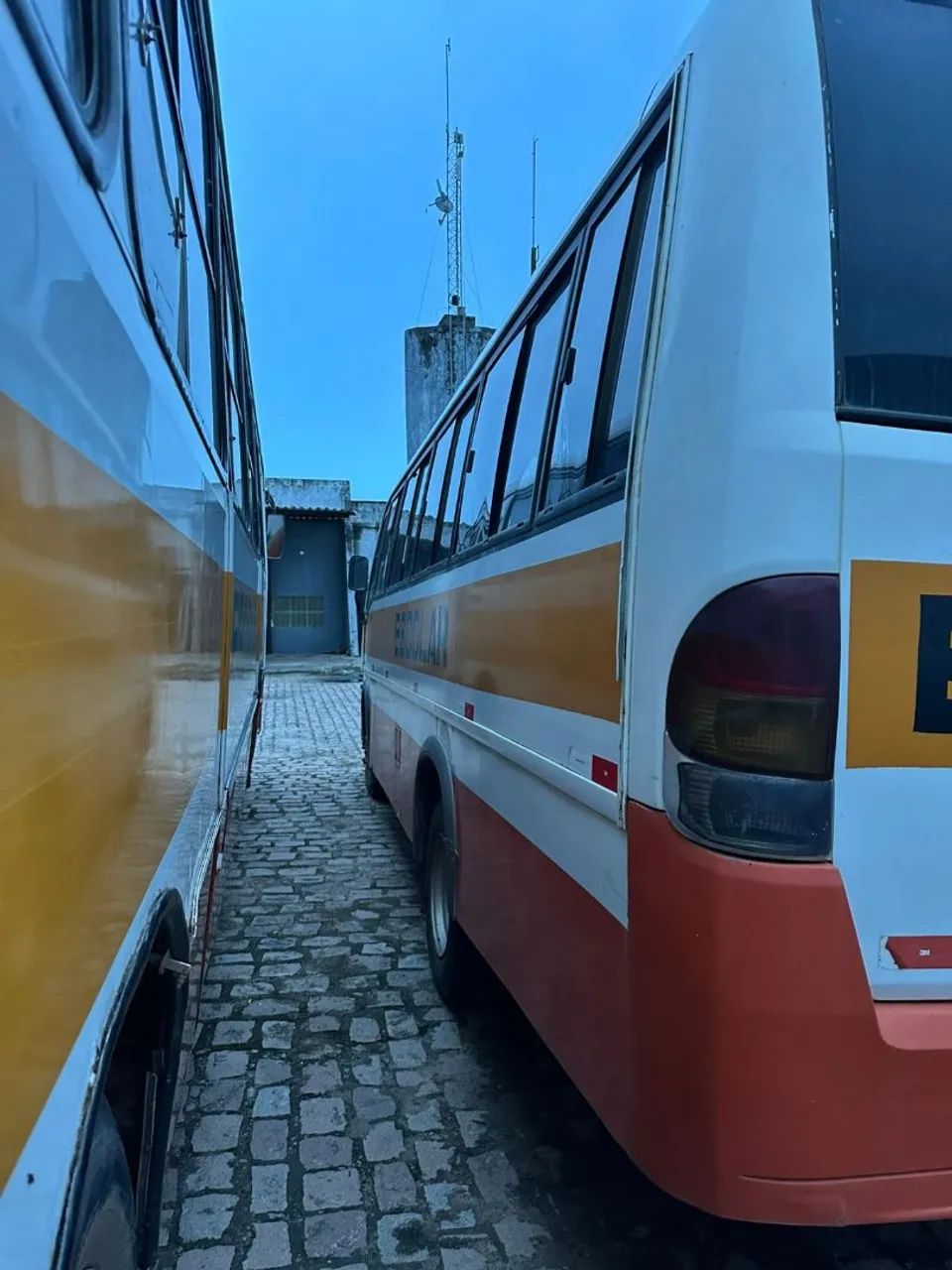 Micro-ônibus Volkswagen - Motor MWM - Foto 4