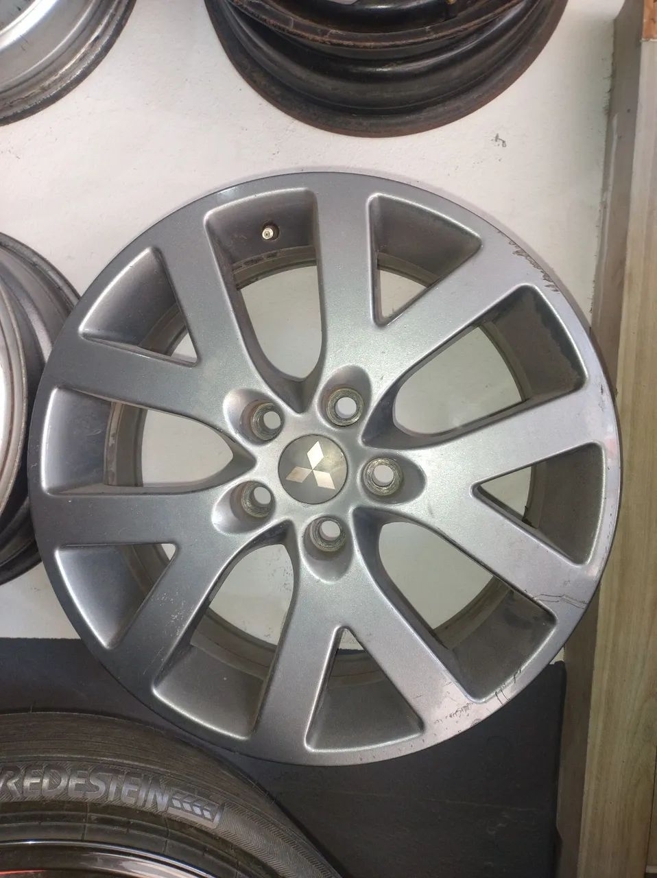 Roda Mitsubishi TR4 17 ' - Foto 3