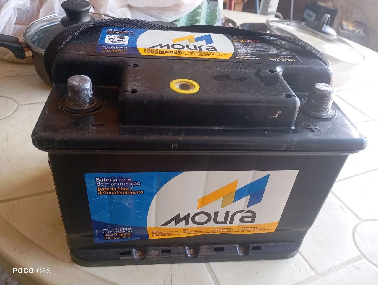 Vende se bateria Moura.
