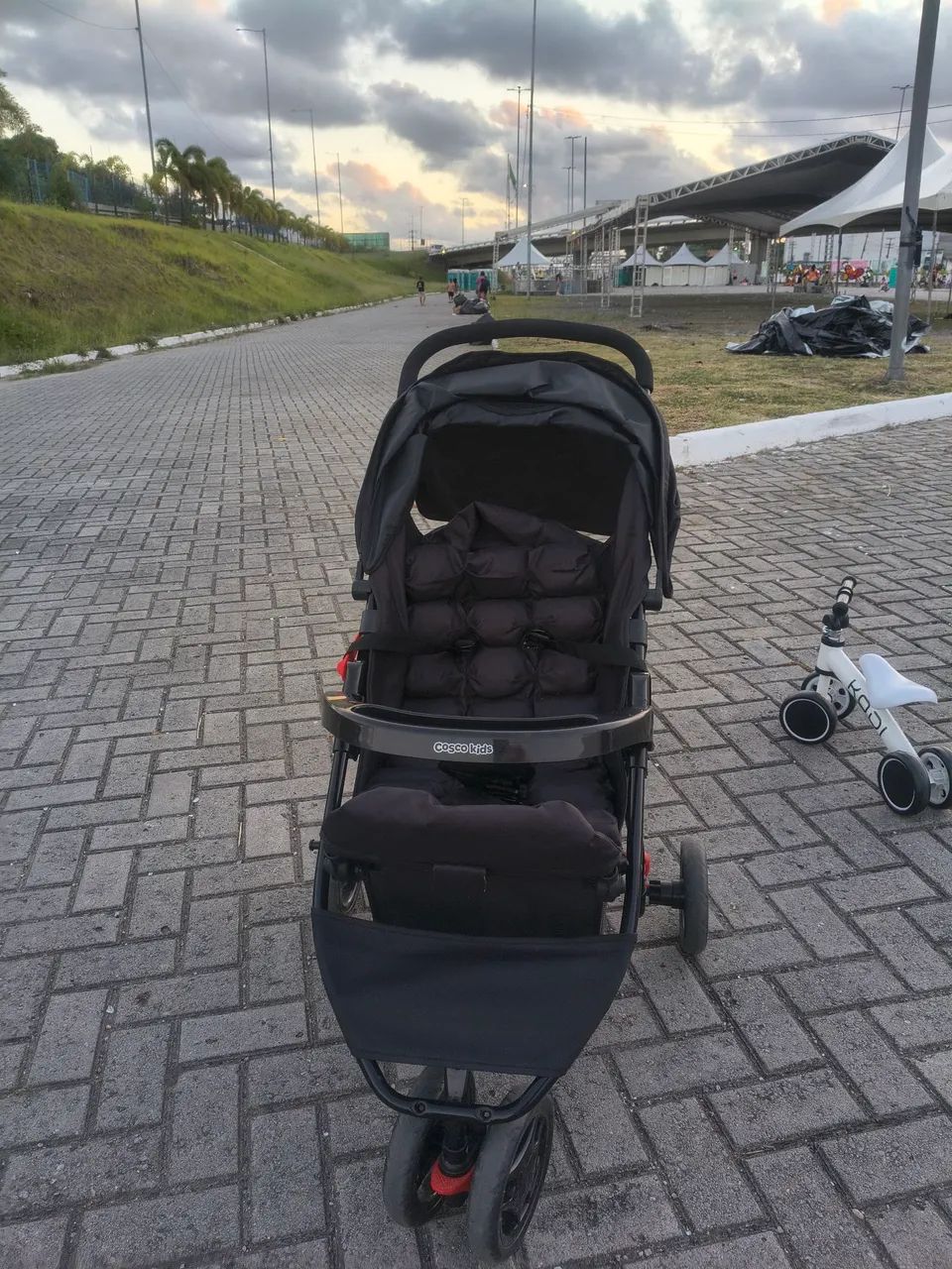 CARRINHO DE BEBÊ cosco!