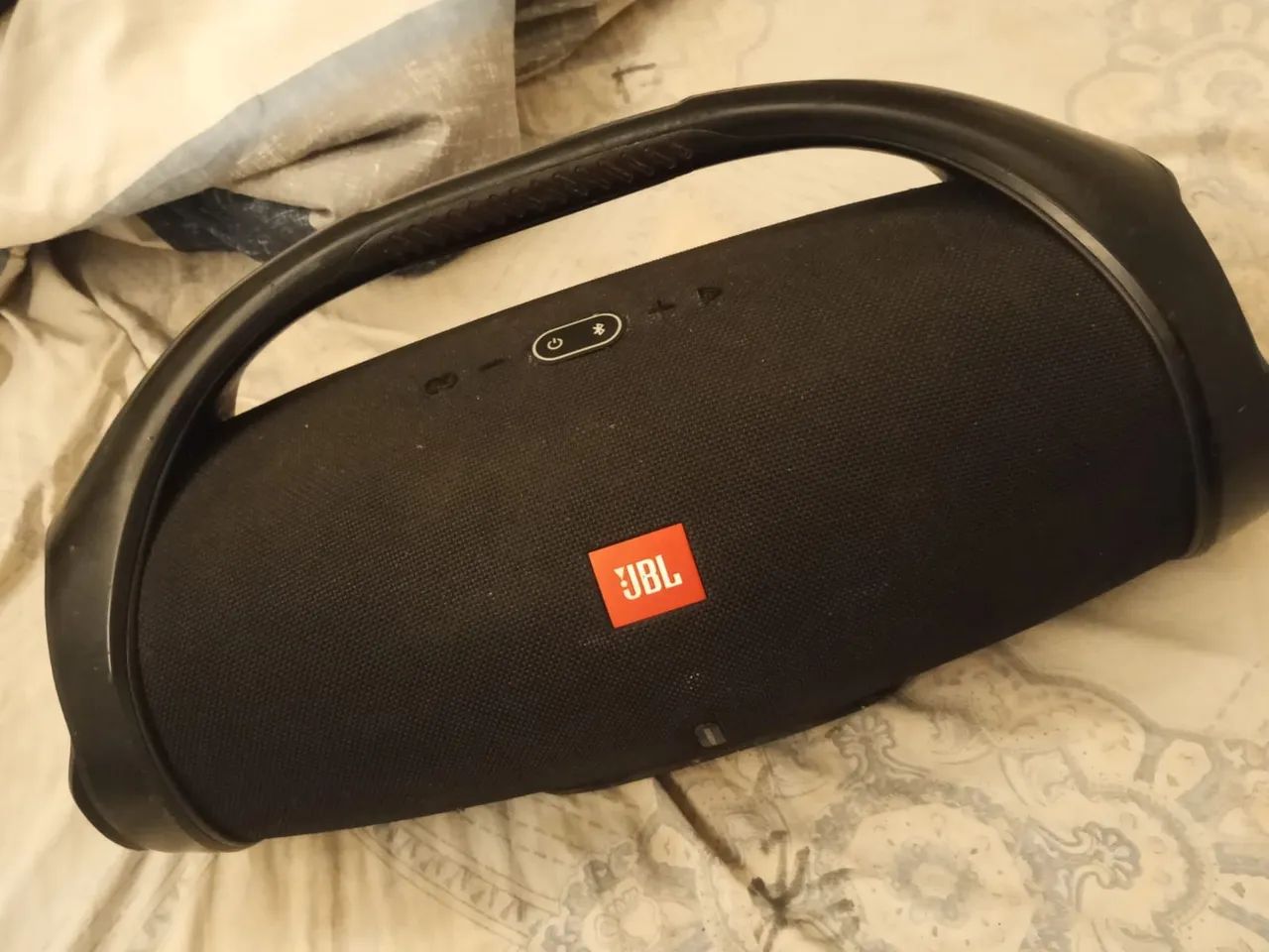 Jbl bombox2