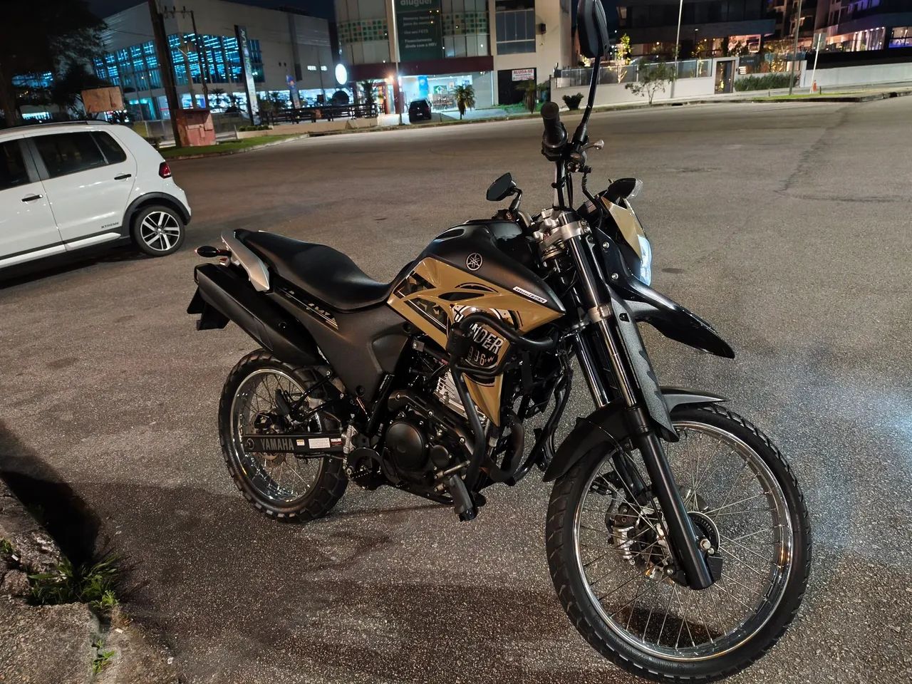 Xtz 250 lander apenas 16 mil km - Foto 5