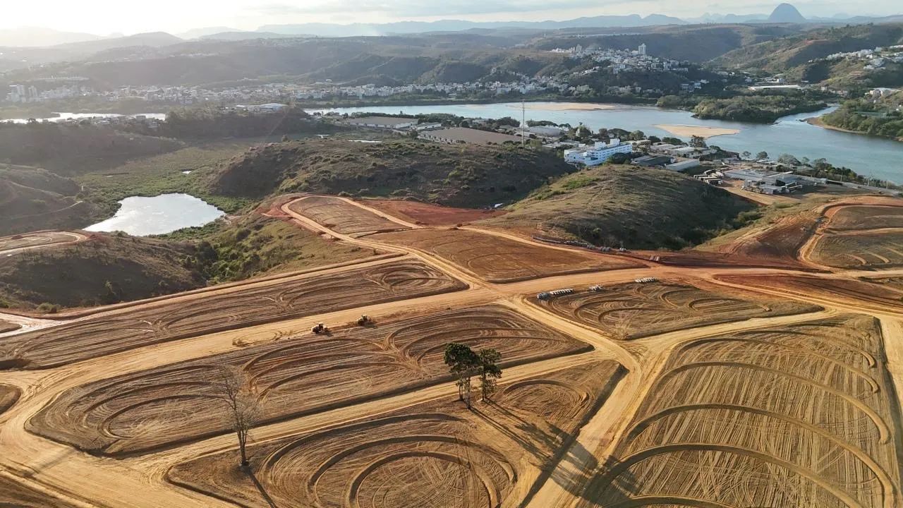 Oportunidade Lote 256m² - Entrada + Parcelas Baixas! - Foto 4