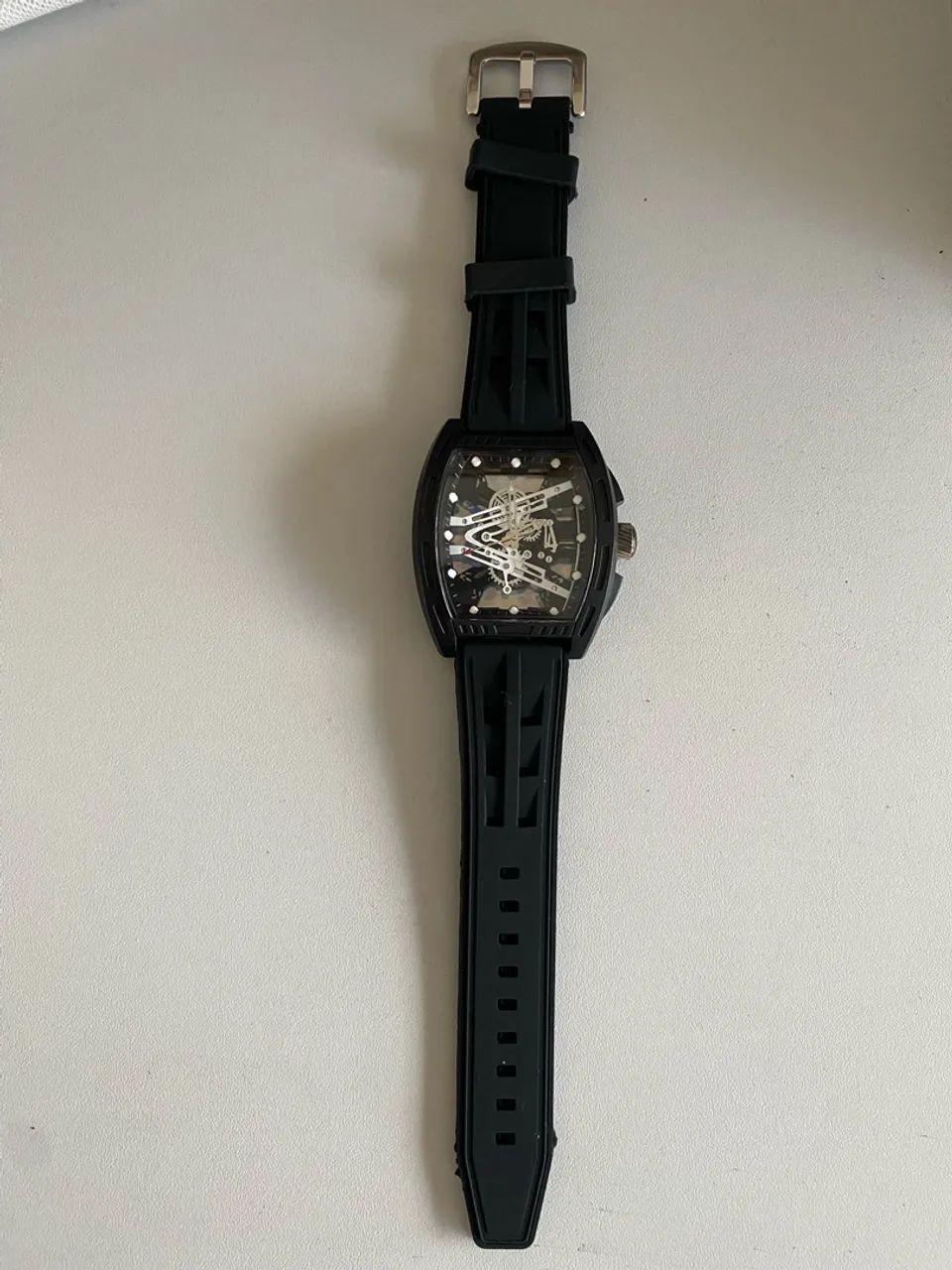 Relógio preto NOVO