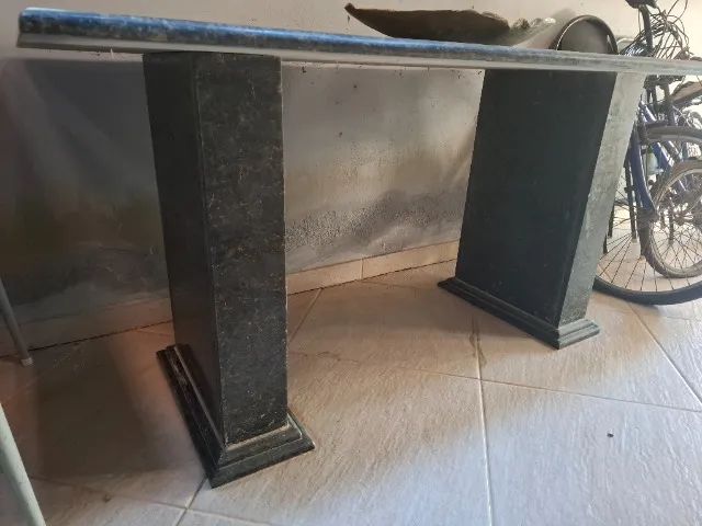Mesa de Granito Preto - Excelente Estado - Foto 3