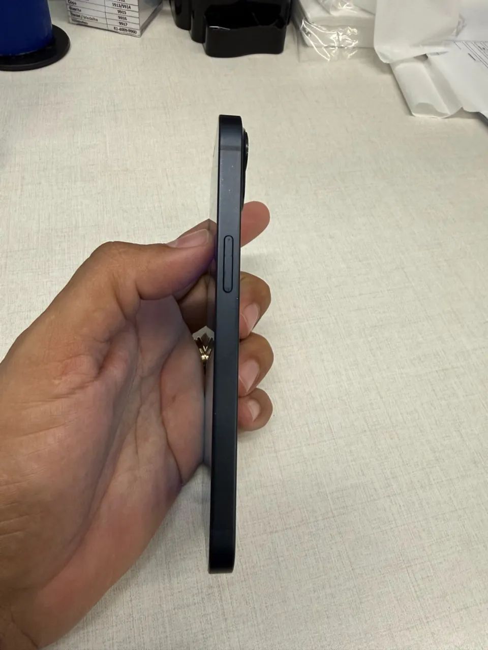 iPhone 13 muito novo - Foto 4
