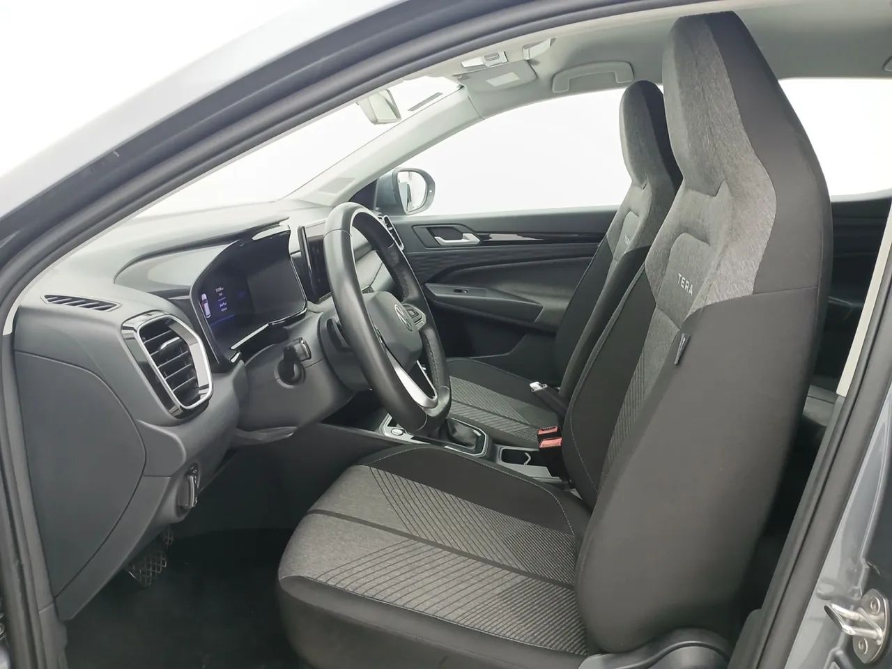 Volkswagen Tera Comfort 1.0 170 TSI Flex 12V 5p Aut, foto 16 de 18