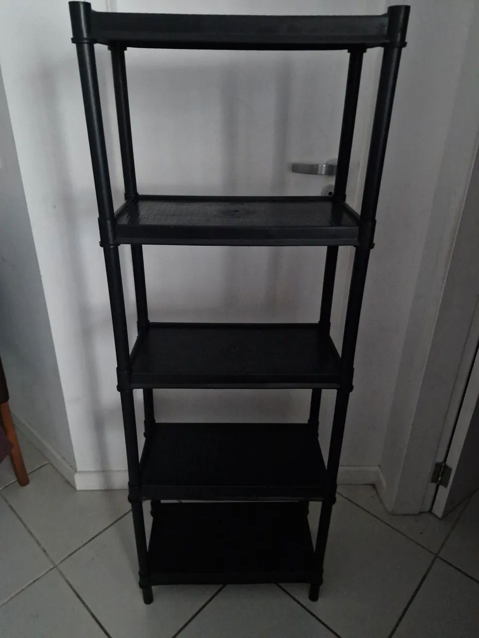03 prateleiras plásticas