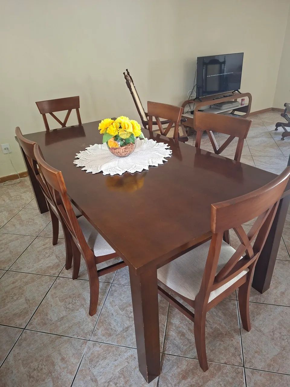 MESSA DE JANTAR E BUFFET MADEIRA MACIÇA  - Foto 2