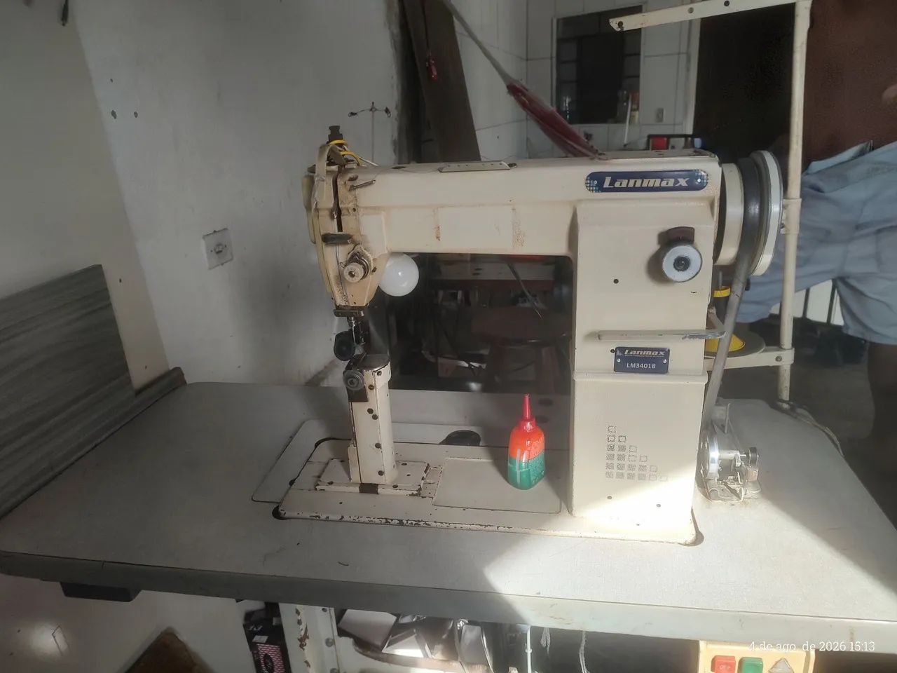 Máquina de costura de coluna lanmax 