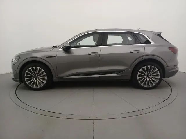 Audi E-Tron Performace Aut. (elétrico) 2022 - Foto 2