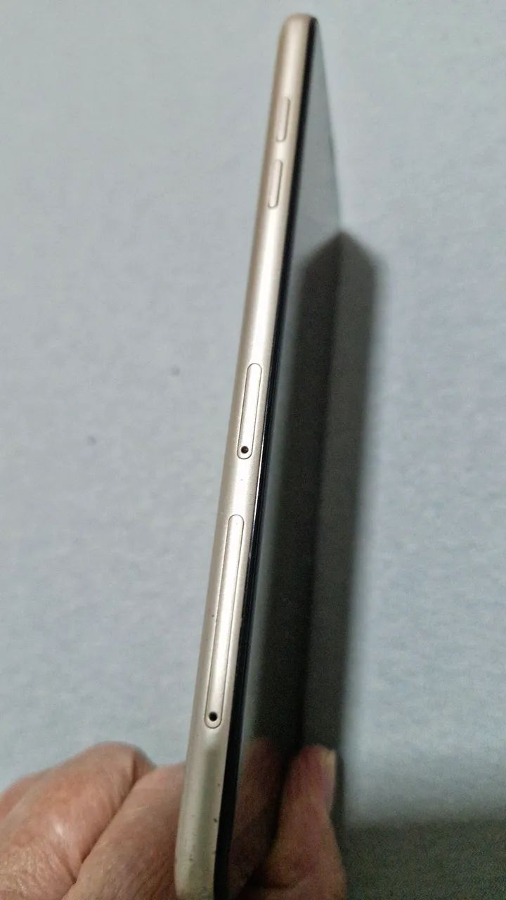 Celular  SANSUNG galax A6  - Foto 4