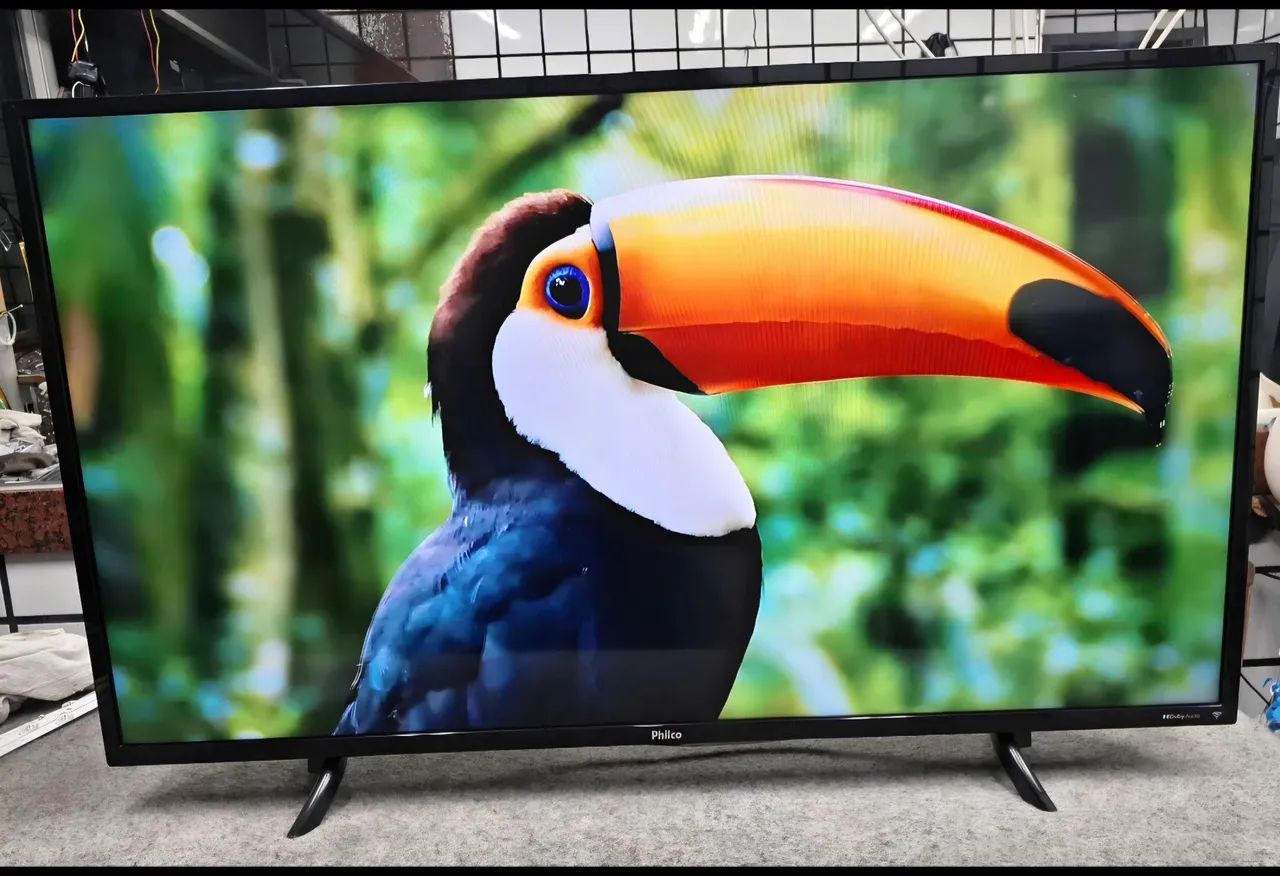 Tv 43 smart 4k  nova na caixa. - Foto 5
