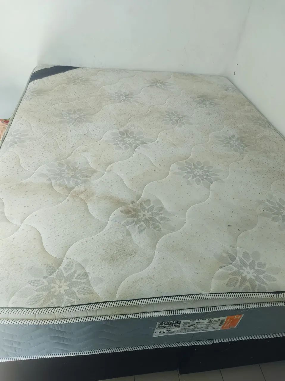 Cama QUEEN D33 ESPUMA  - Foto 4