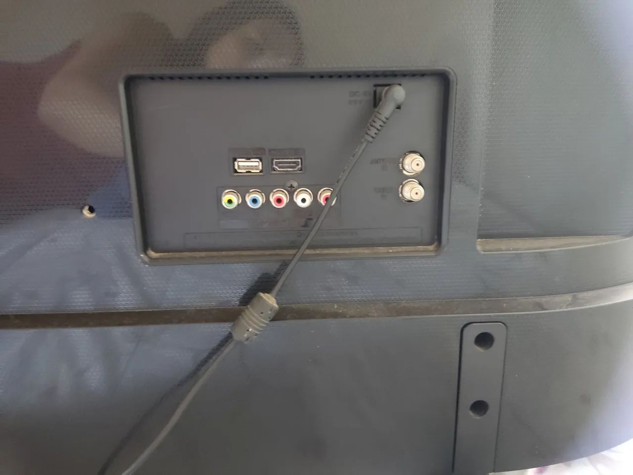 TV LG 43' - Foto 2