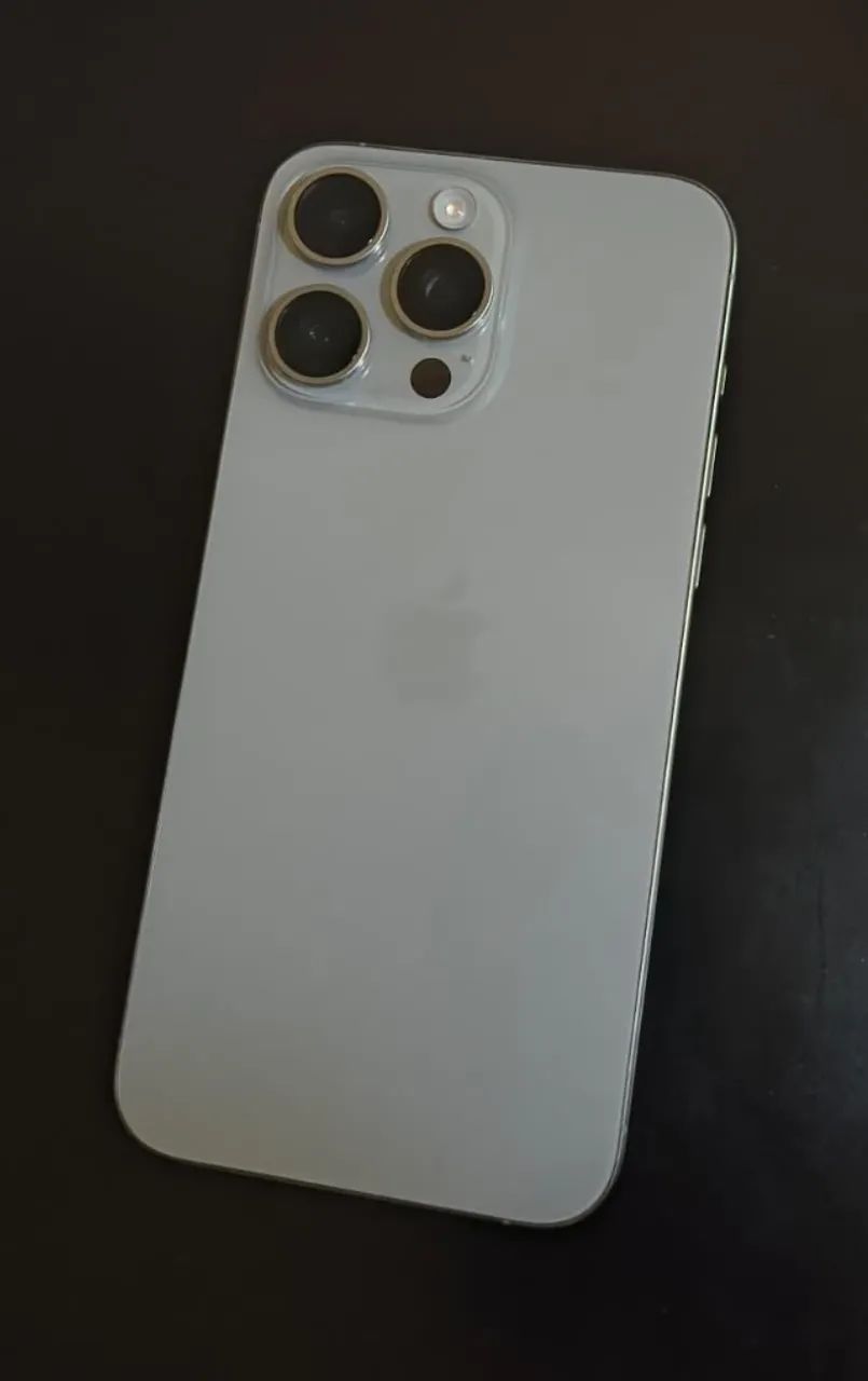 iPhone 15 pro Max  - Foto 2