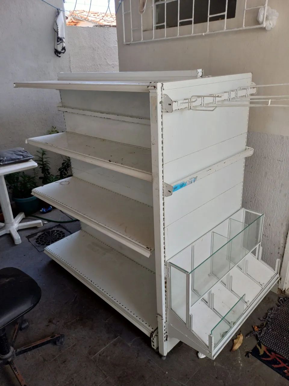 Armário de ferro e Arara de roupas para loja - Foto 5