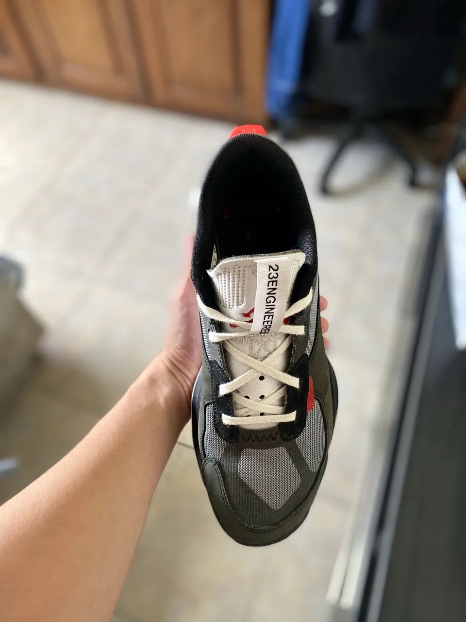 Tênis Jordan 200e (usado) negocio o valor  - Foto 5
