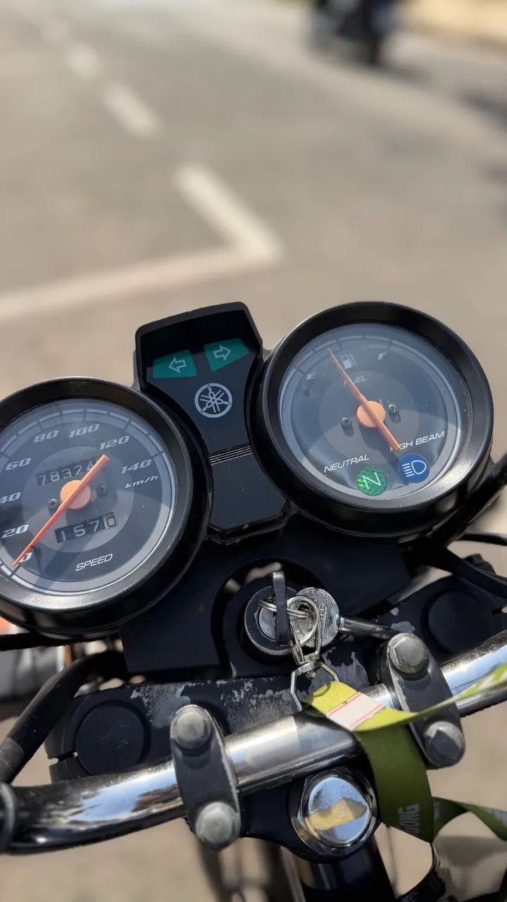 YBR 125 K - Foto 2