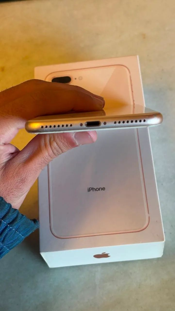 Iphone 8 Plus 64gb - Celulares e Smartphones - Jardim do Estádio