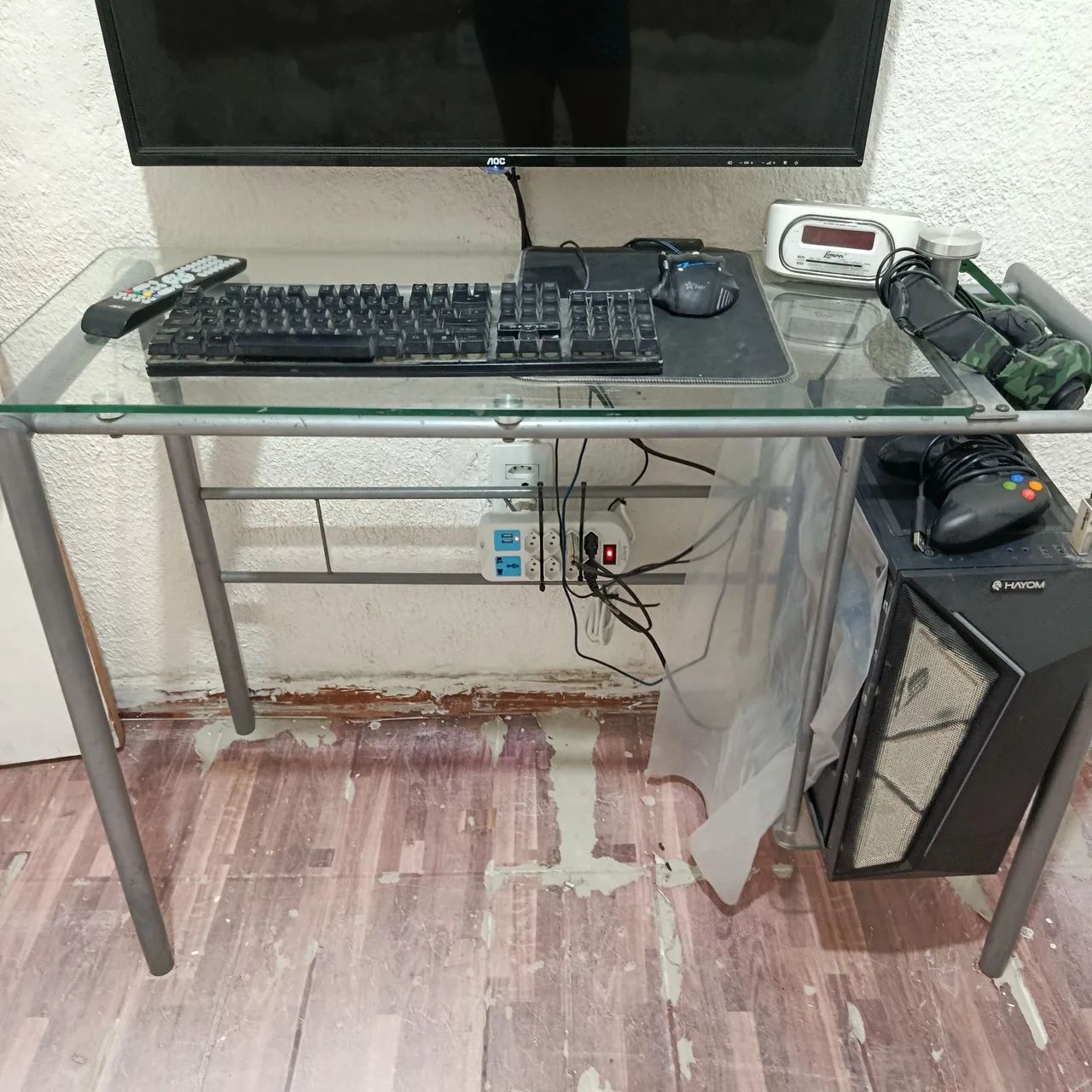 Mesa de computador de vidro 
