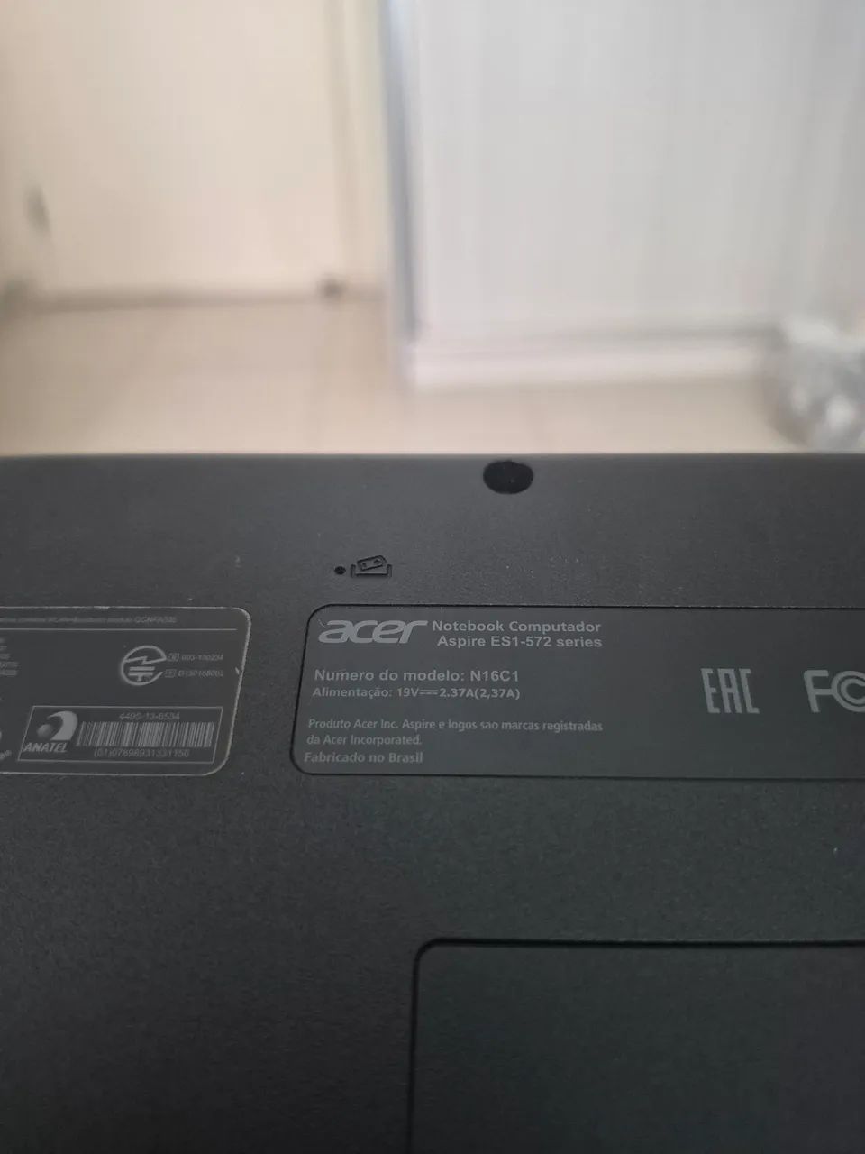 Notebook Acer Aspire ES1-572  - Foto 2