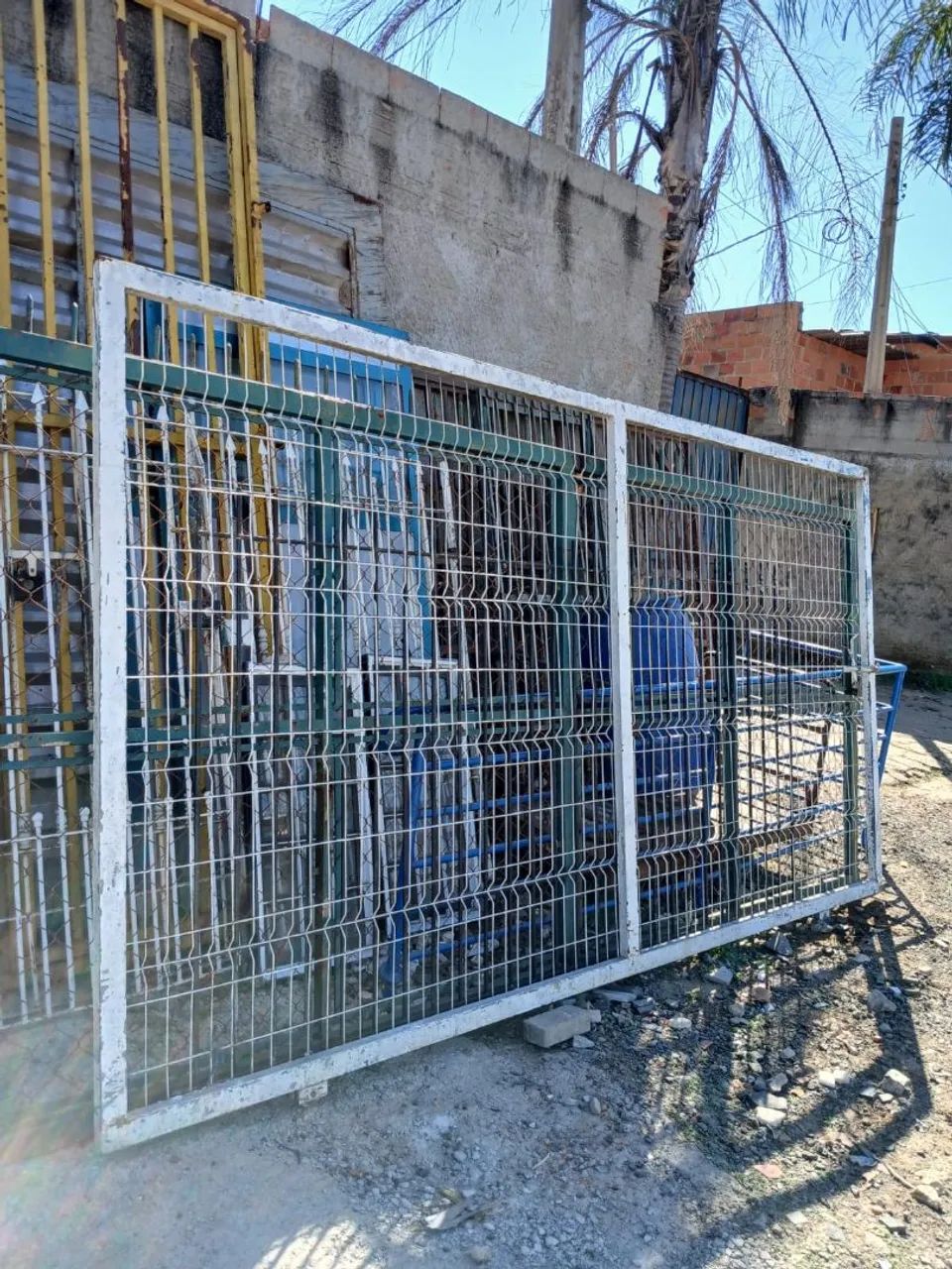 Portão de grade 