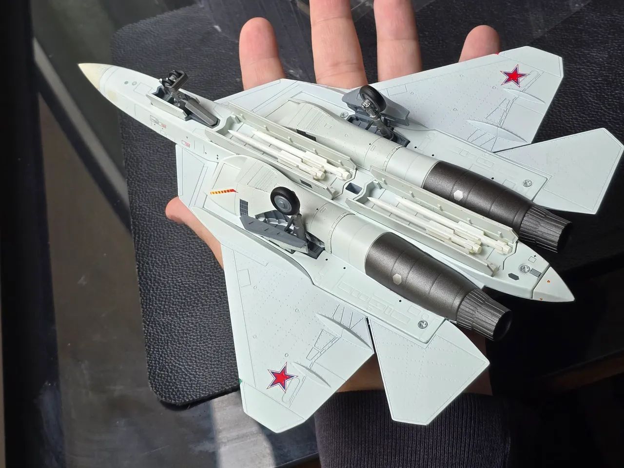 Avião Su-57 1/72 diecast metal - Foto 5