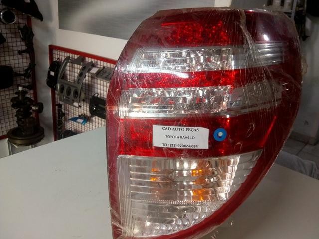 Lanterna direita Toyota RAV4 Ano 2009/12 Original