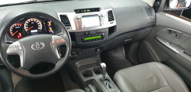 Toyota Hilux CD Srv 2.7 Flex VVTi 14/15 - Foto 14