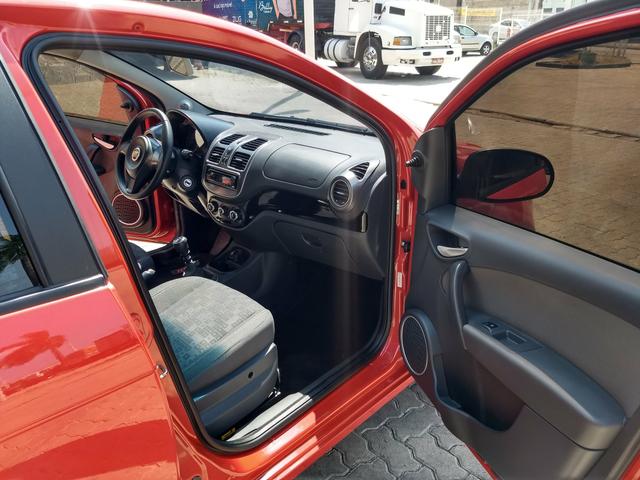 Fiat Palio 1.0 attractive ano 2017 - Foto 9