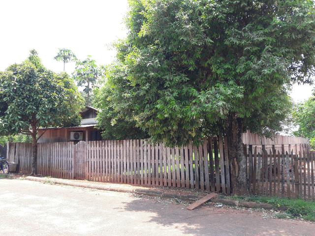 Vendo está casa aproveita o valor baixo